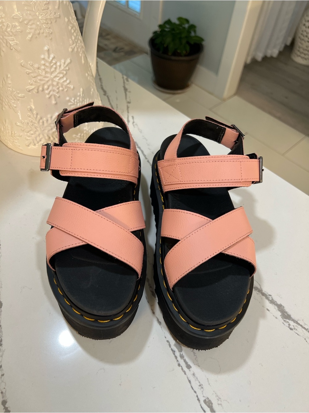 Dr. Martens Voss II Quad Pink Crisscross Platform Sandals size 9 - Picture 15 of 16